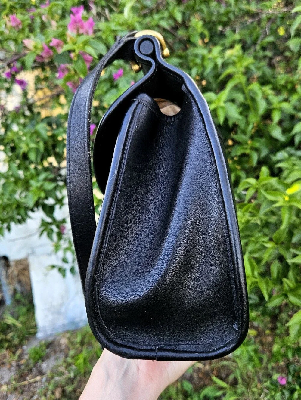 Vintage Coach Logan 9907 Black Leather Turnlock Crossbody USA Pre-1994
